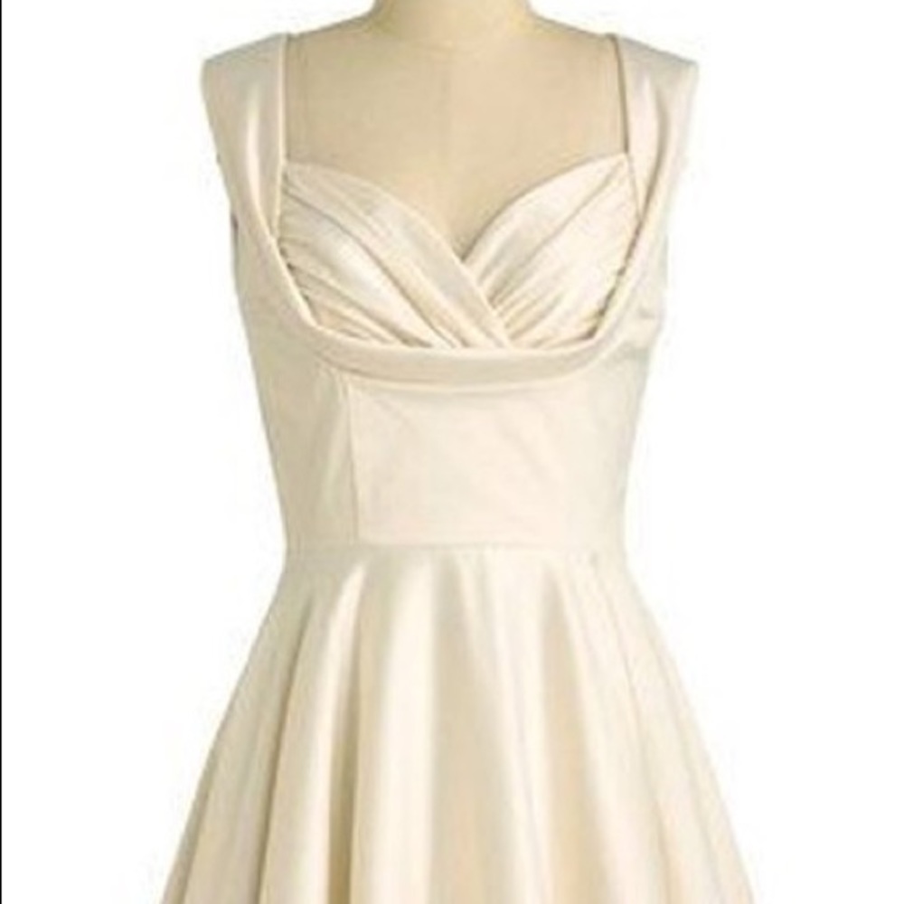 Trashy Diva Candice Gwinn Wedding Dress